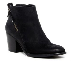 Blondo Waterproof Booties - Black